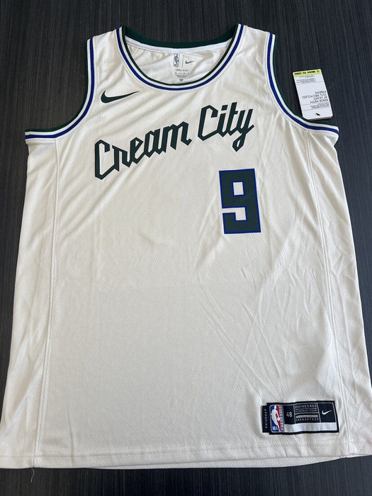 Wesley Matthews Signed Milwaukee Bucks Jersey JSA COA