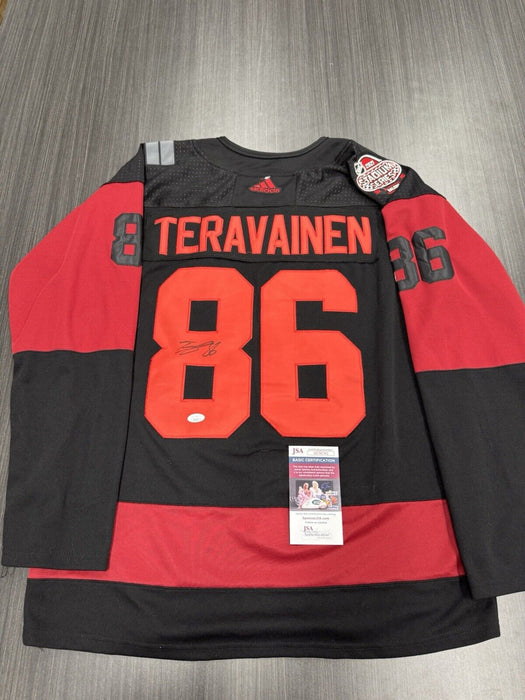 Teuvo Teravainen Signed Carolina Hurricanes Jersey JSA COA