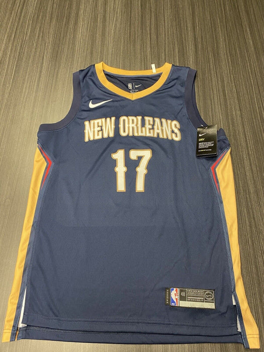 Jonas Valanciunas New Orleans Pelicans Autographed Custom Jersey JSA