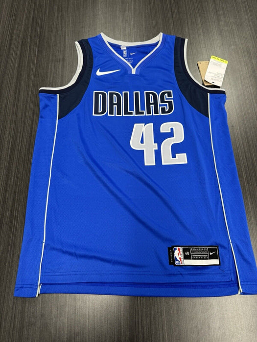 Maxi Kleber Signed Dallas Mavericks Jersey JSA COA