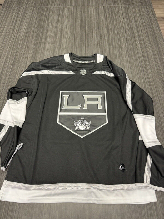 Trevor Lewis Signed Los Angeles Kings Jersey JSA COA