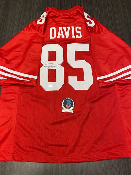 Vernon Davis San Francisco 49ers Autographed Custom Jersey Beckett